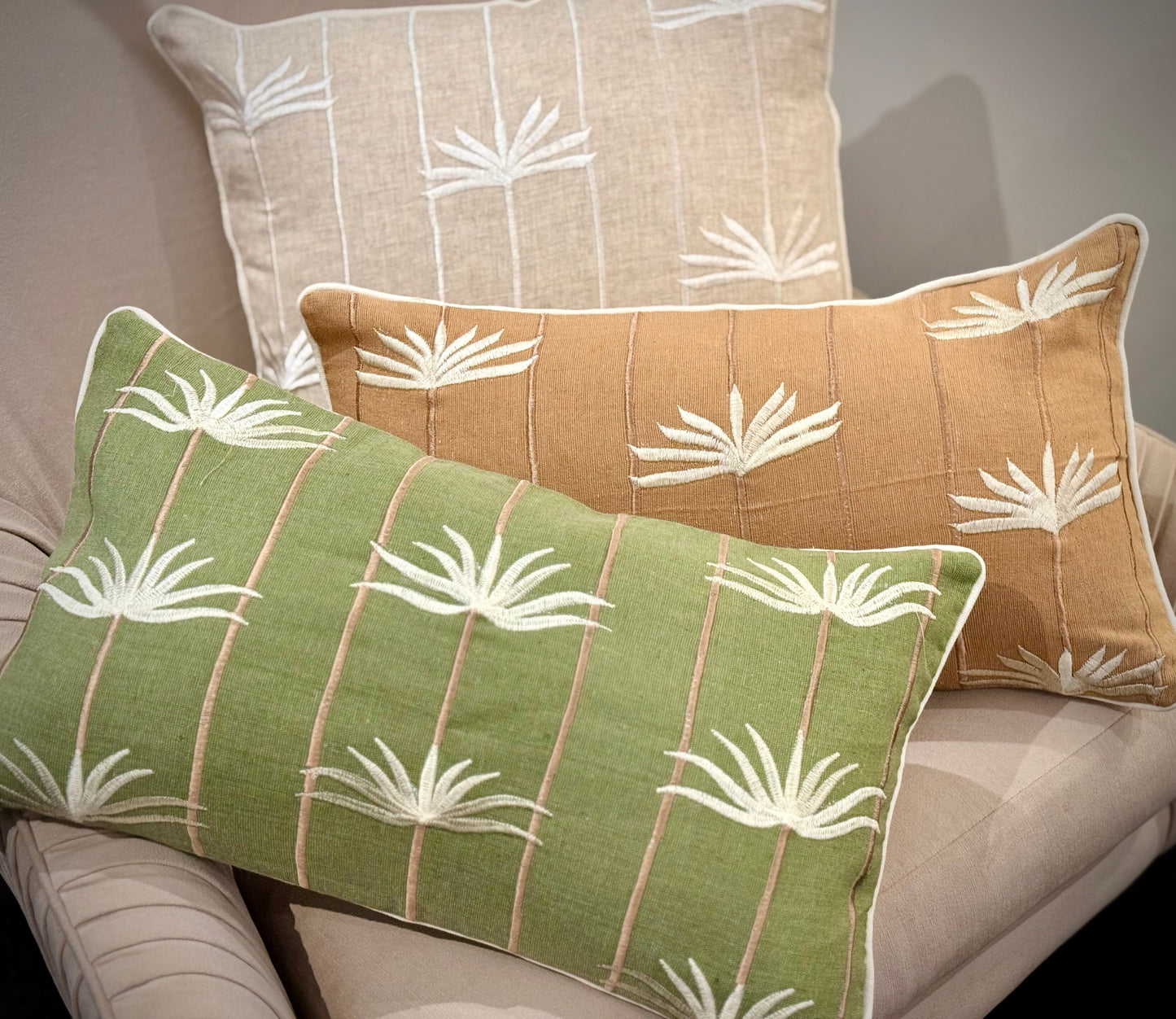 Cushion - White Lotus